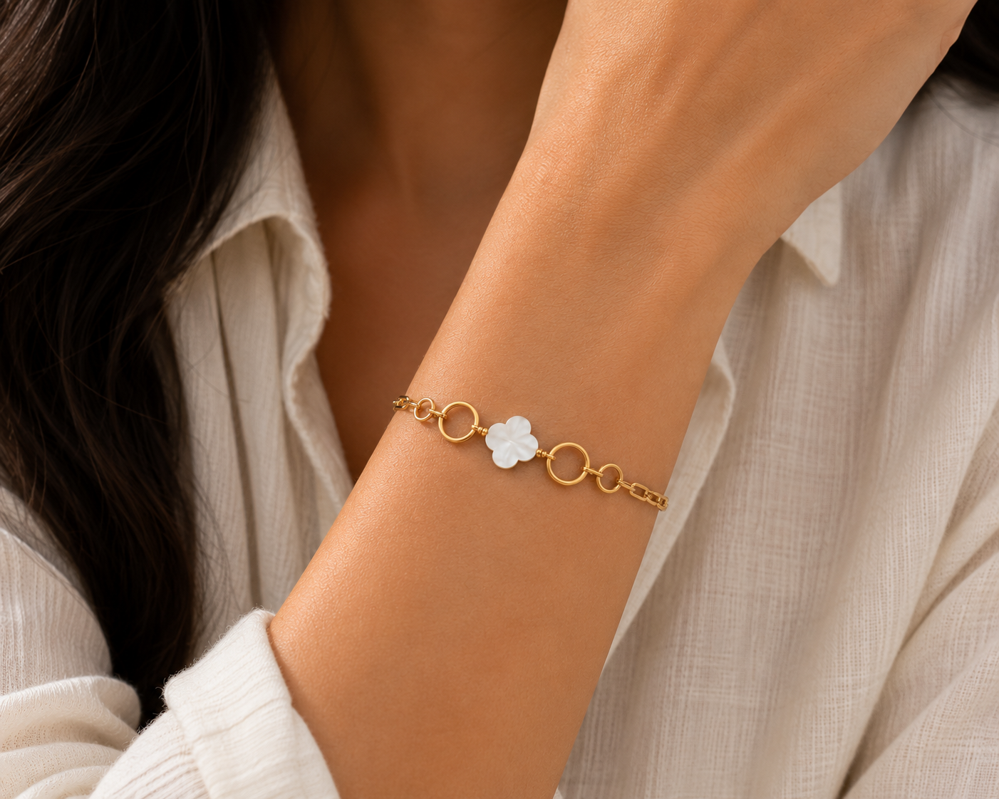 Elara Flower Pearl Bracelet | Goud Wit Stainless Steel