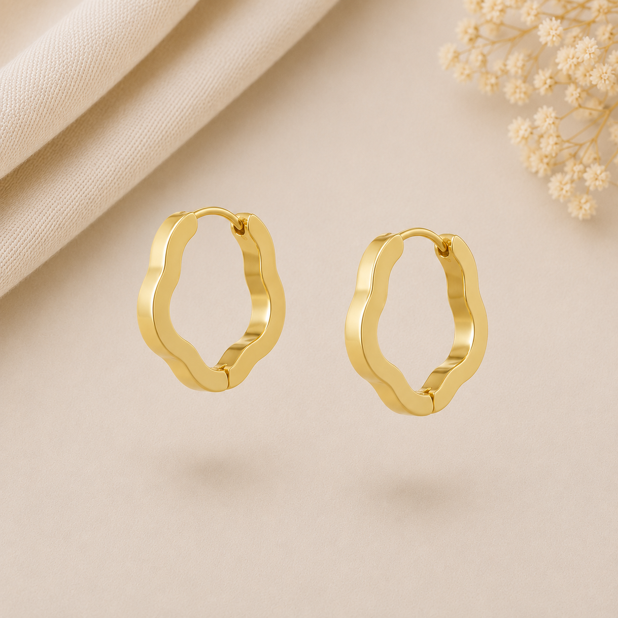 Kiara Flower Hoops | Goud Stainless Steel